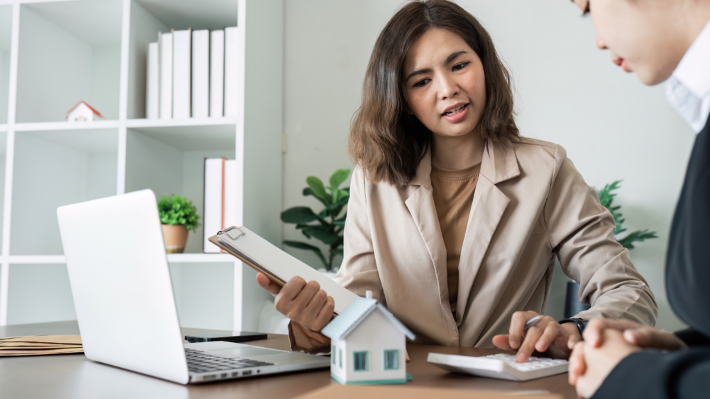 How Do People Buy Houses with Cash Instead of a Loan?